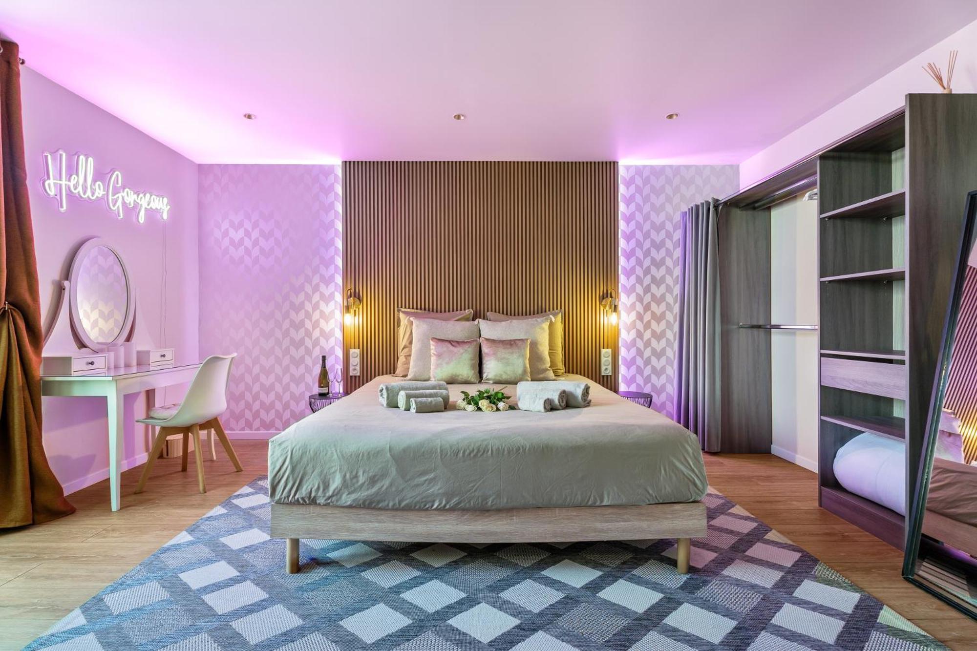 Nice Renting - Love Room Massena - Luxe Room - Jacuzzi - Terrace - King Bed - Ac Exterior photo
